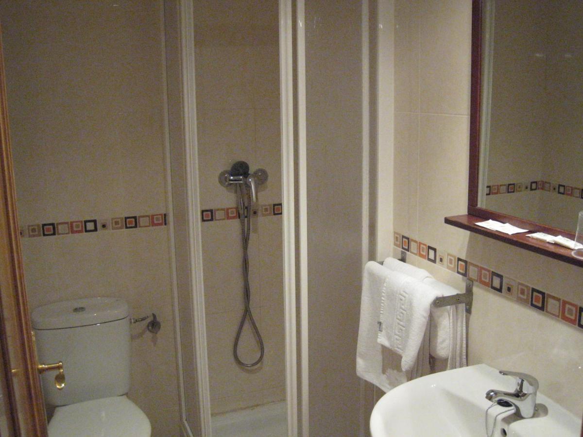 Hostal Alfajarin El Burgo de Ebro Værelse billede